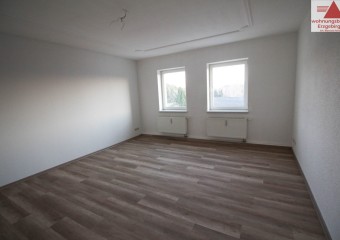 Schicke 2-Raum-Wohnung mit neuen Fußböden in Beierfeld!