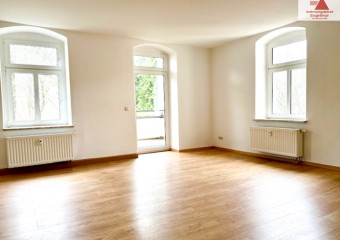 Große Wohnung in Annaberg OT Cunersdorf - zwei Bäder, Balkon, Stellplatz!!