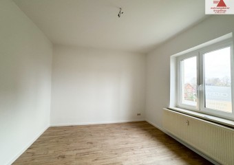 Renovierte 3-Raum-Wohnung in ruhiger Lage von Chemnitz/Mittelbach!