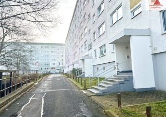 4-Raum-Wohnung mit Balkon im Wohngebiet - Annaberg!