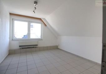 Hübsche 2-Raum Dachgeschoss-Wohnung in zentraler Wohnlage von Schönheide